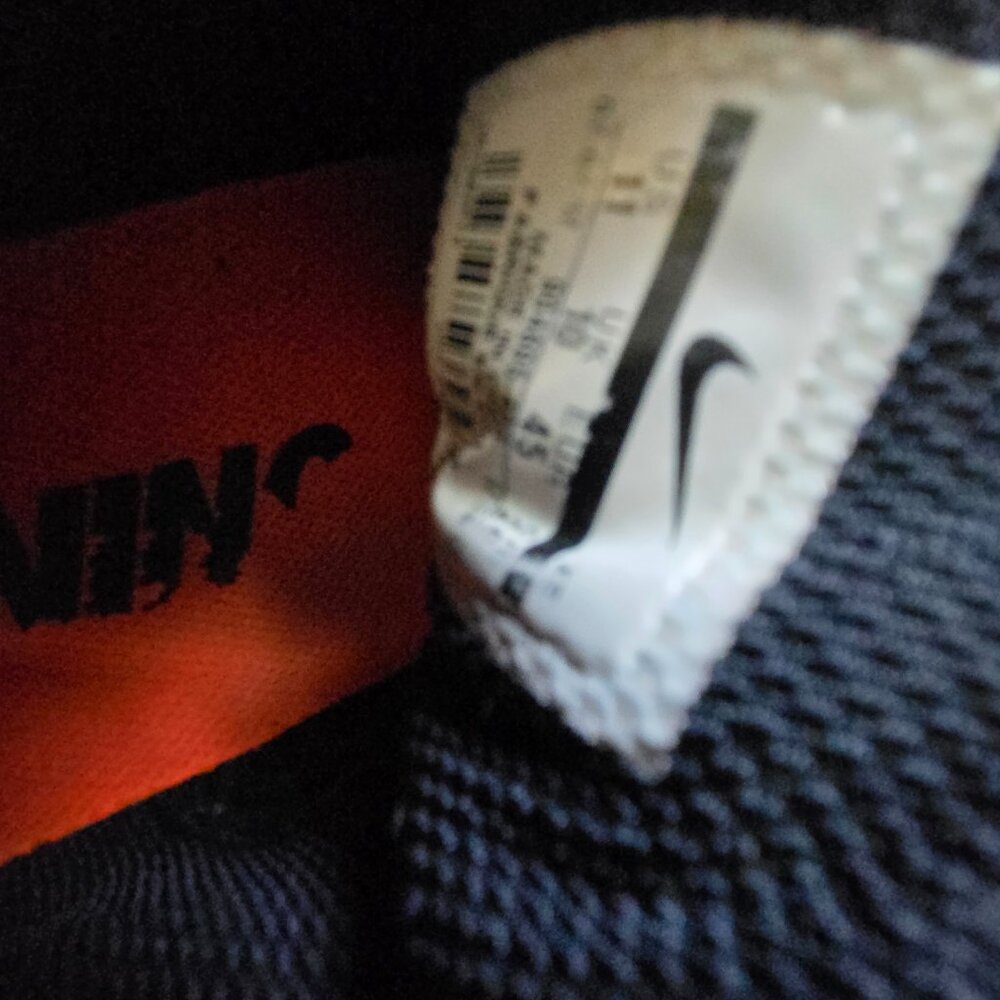 Nike - Picture 8 of 9
